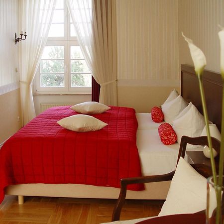Hotel Altes Hafenhaus Rostock Zimmer foto