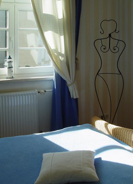 Hotel Altes Hafenhaus Rostock Zimmer foto